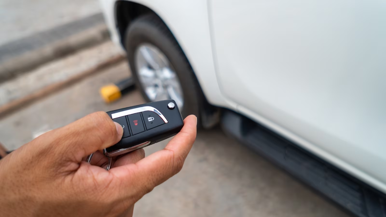 What are the components of a car key fob?